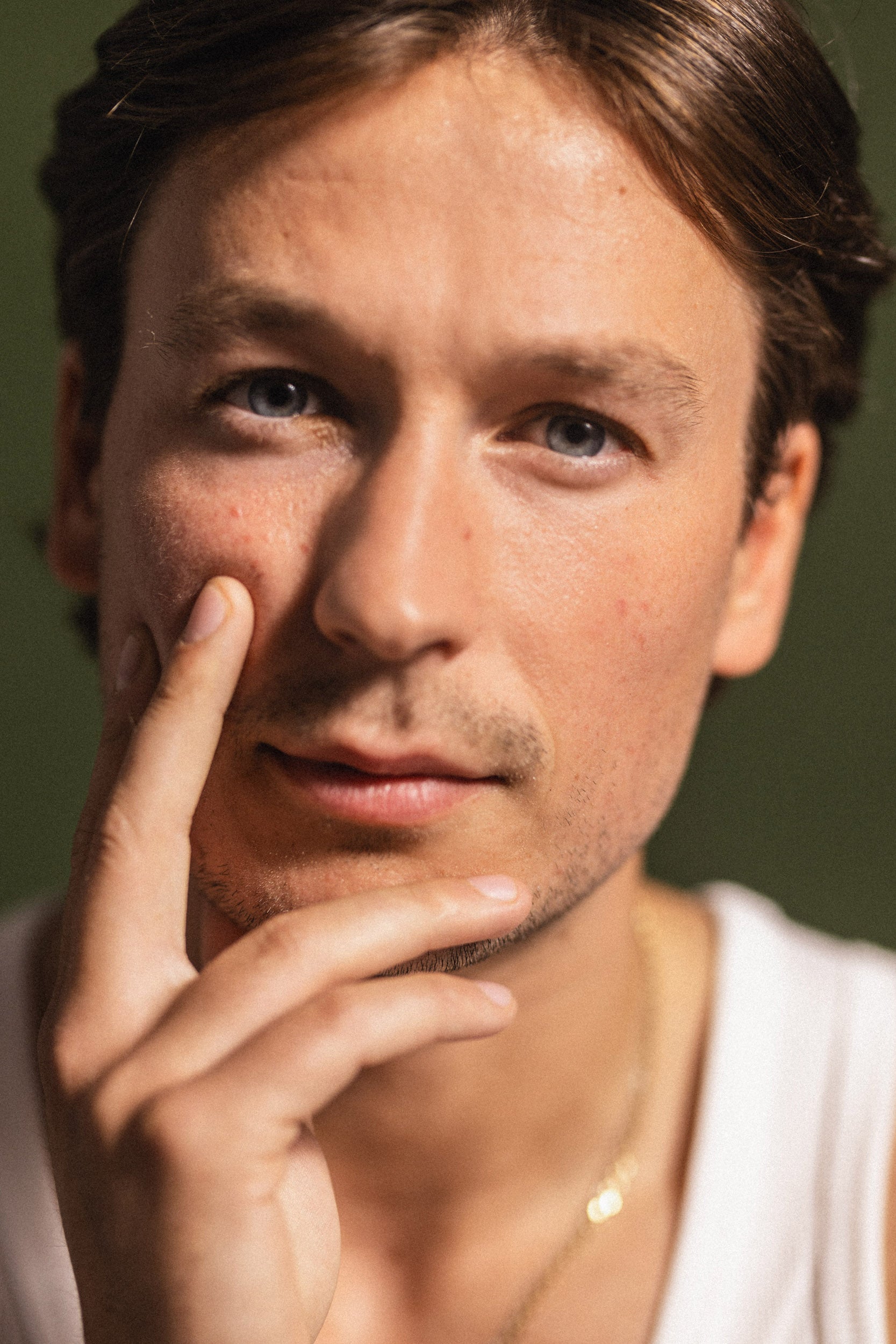 The Ultimate Guide to Male Skincare: Tips for Healthy, Youthful Skin
