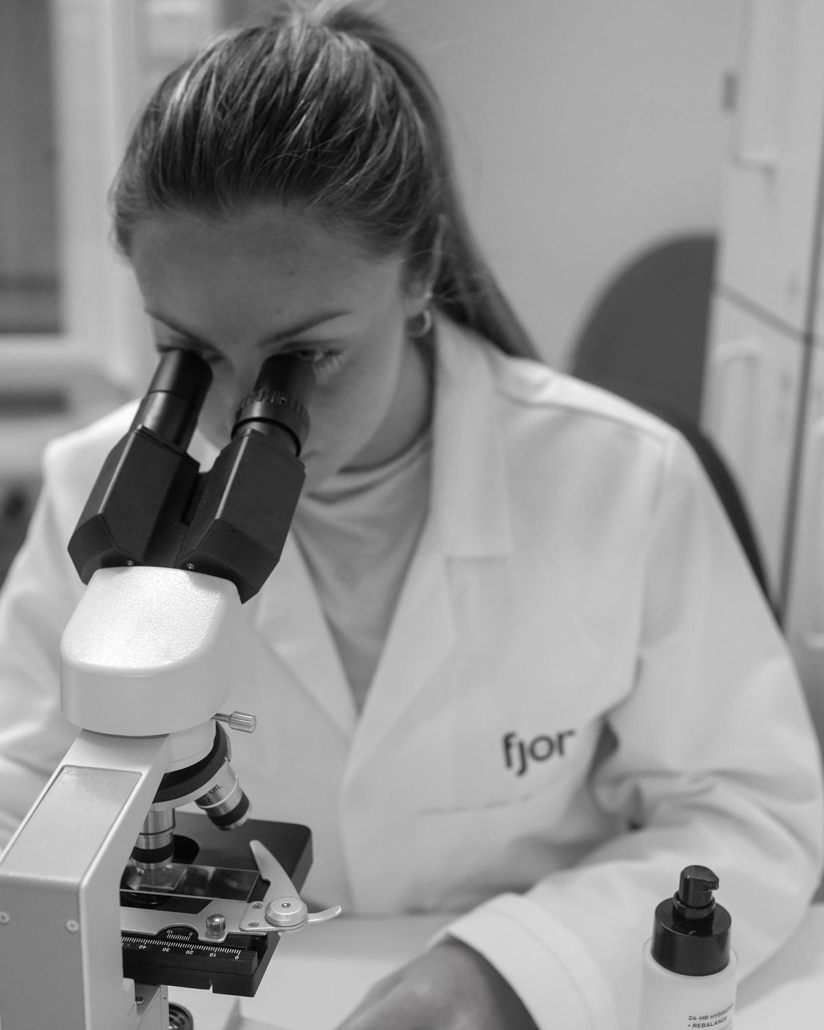 at the lab with fjör